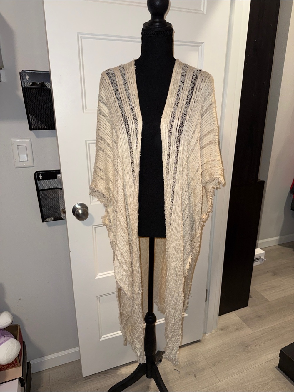 Vince Camuto Cream Open-Front Fringe Kimono Duster O/S - Picture 1 of 12